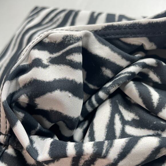 Skatie Rashguard Womens Large Zebra Print Long Sleeve Activewear Beach Surf - Picture 4 of 9